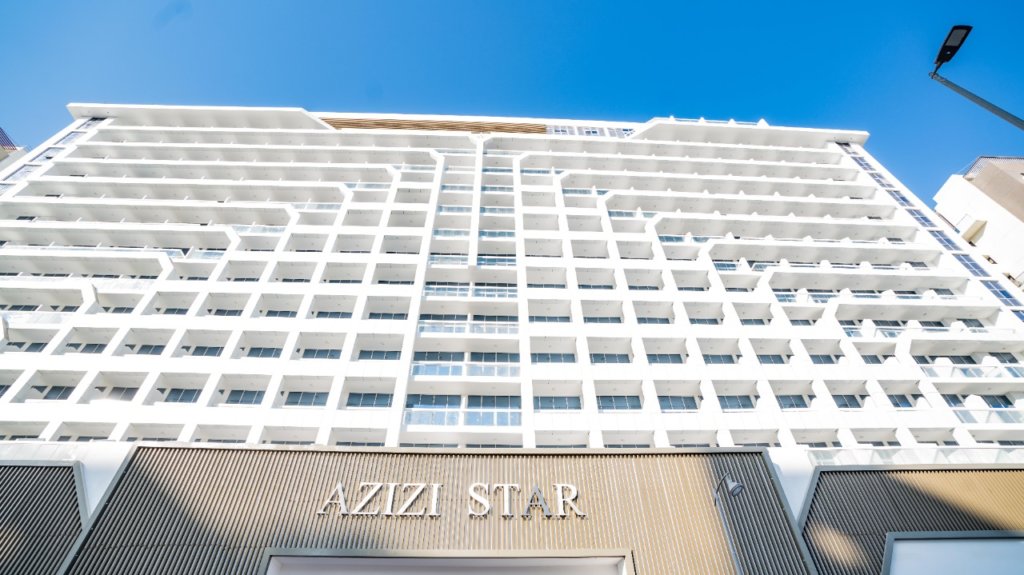Azizi Star